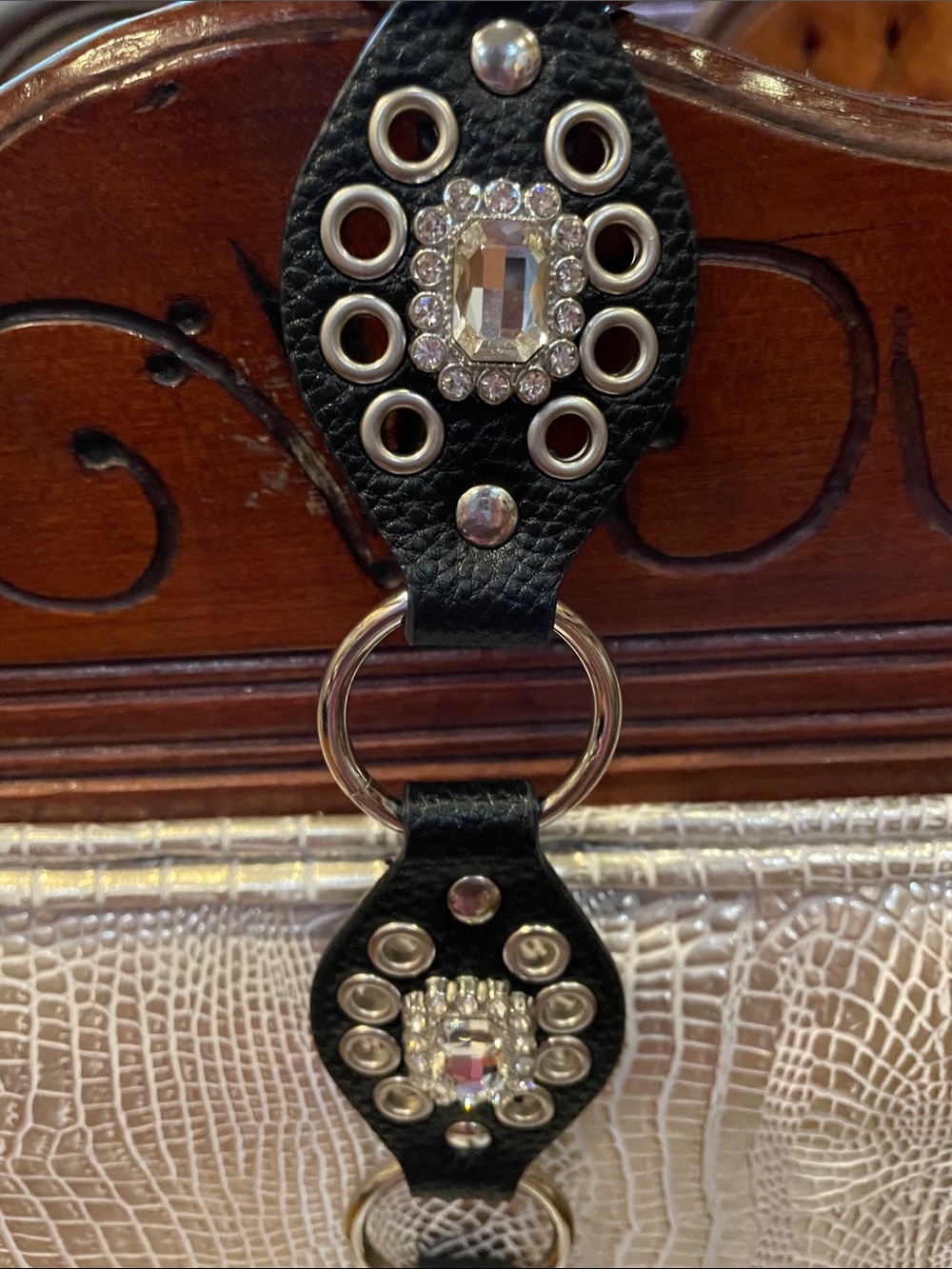 Black Rhinestone Studded Women's Accessory Belt NWT - Picture 2 of 8